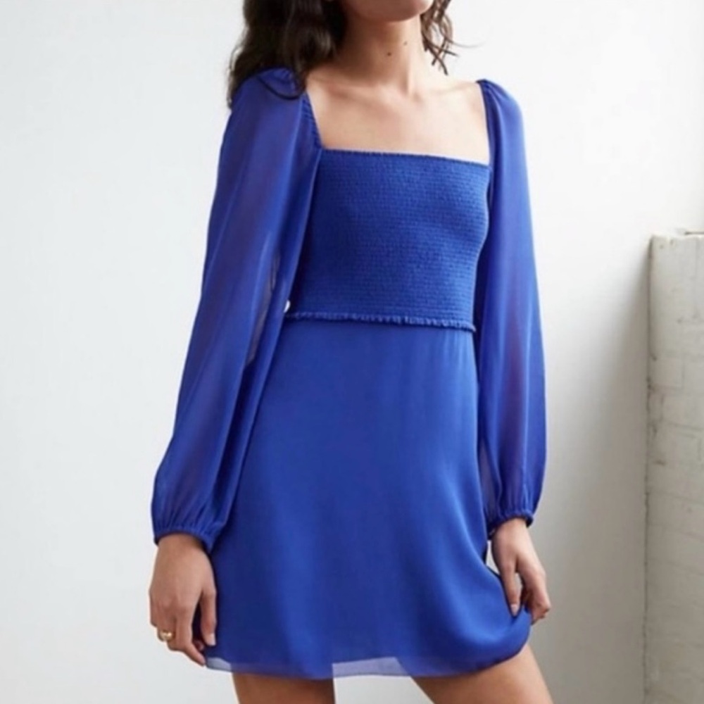 Aritzia mini blue dress